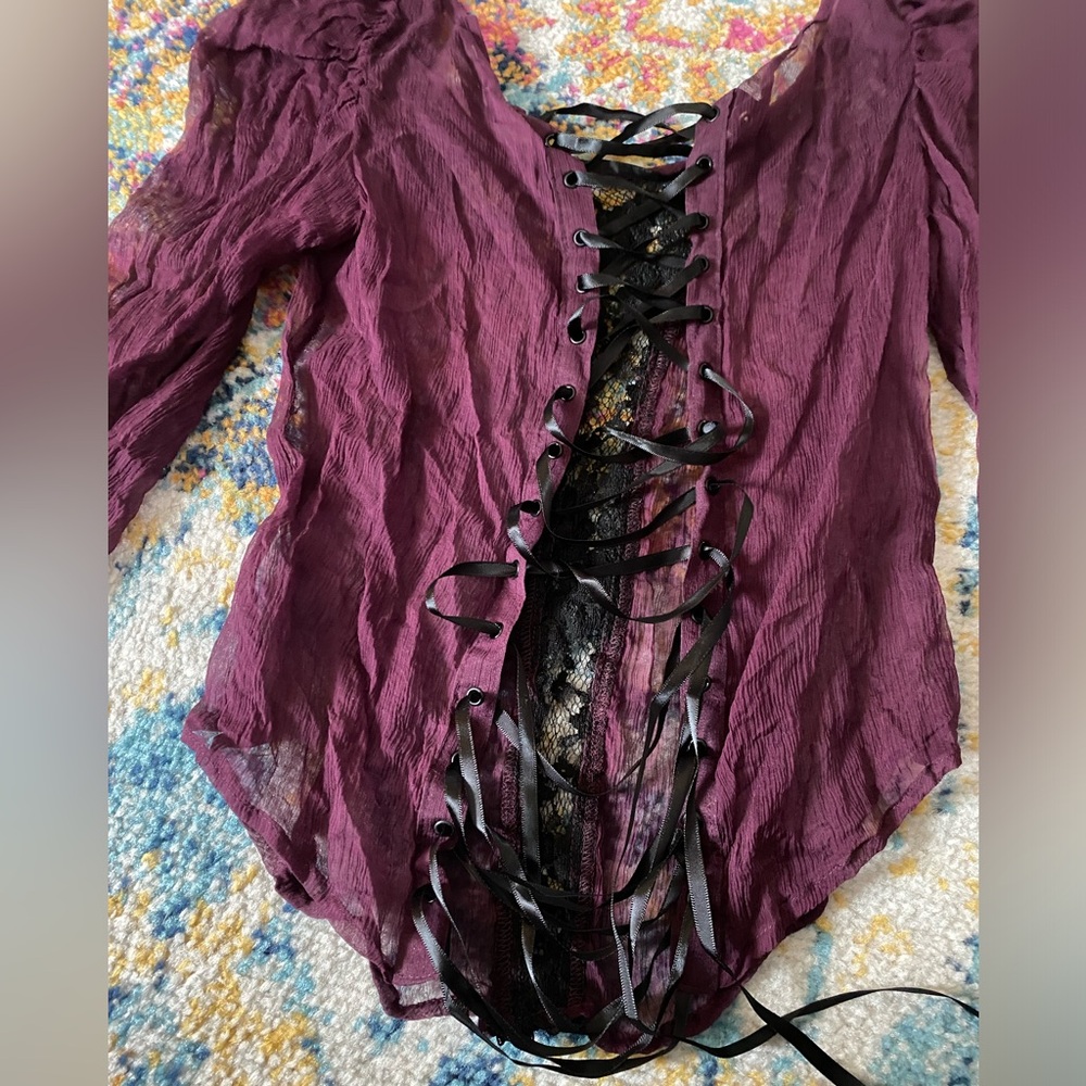 LIP SERVICE BLACKLIST rare Purple Lace-Up Blouse Xsmall flawed gem - Picture 4 of 12